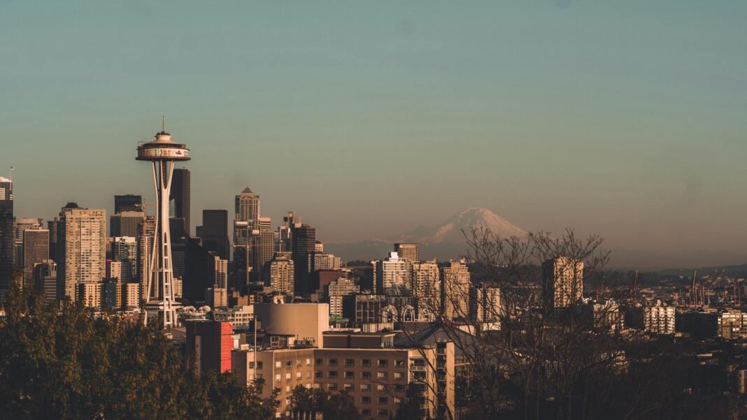 Trump y Xi en China: América Latina, Pieza de un Tablero Más Grande Banderas internacionales — geopolítica y soberanía de las naciones. Foto: Pexels.